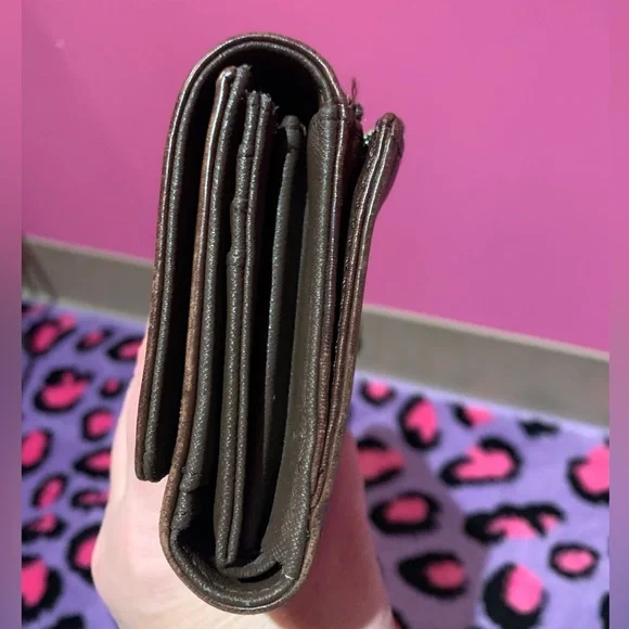 Fossil Large Dark Brown Leather Wallet with metal tin - Picture 9 of 11